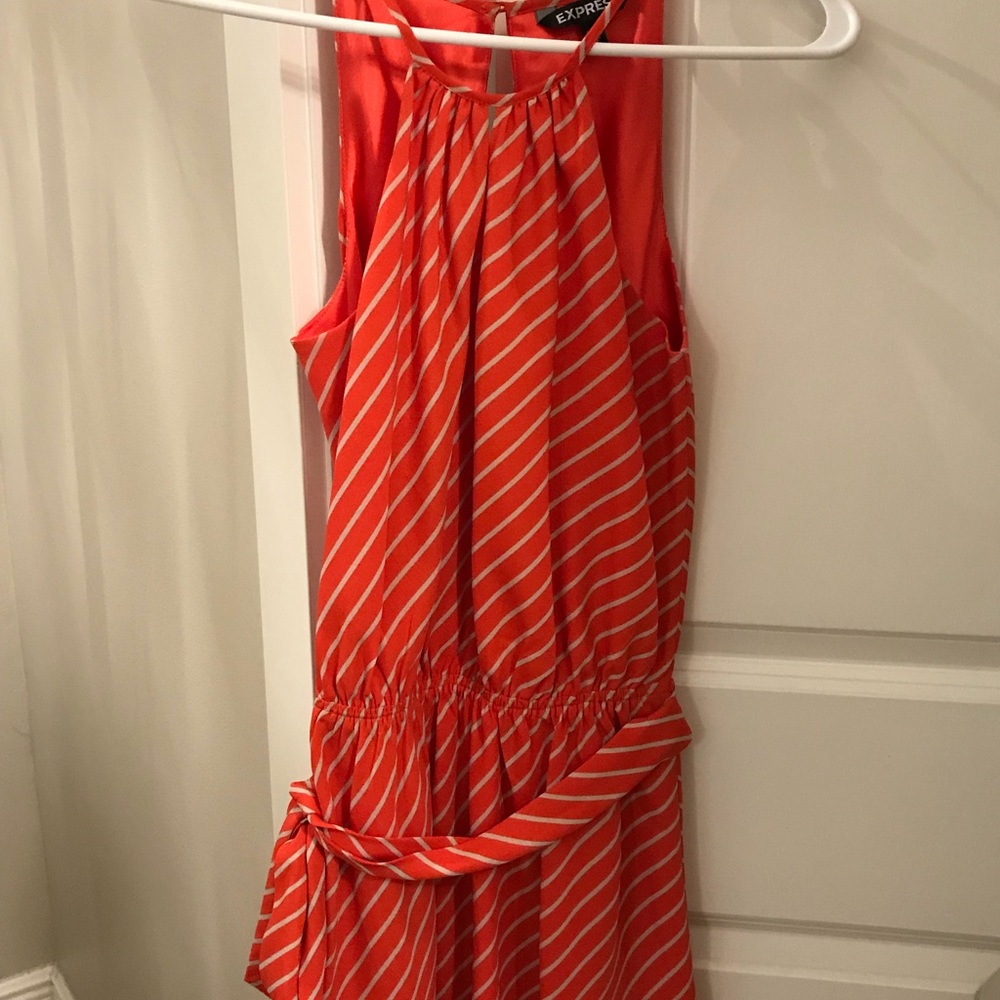 Cos - Picture 2 of 2